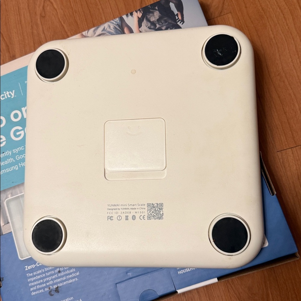 White Smart Scale - Picture 5 of 5